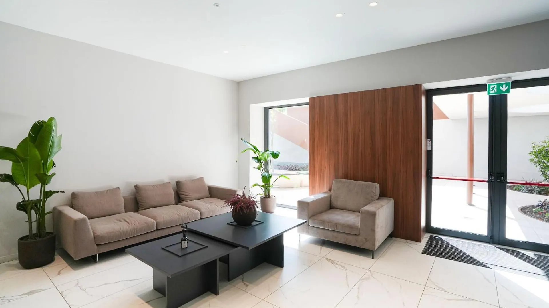 Milan Modern House Apartment