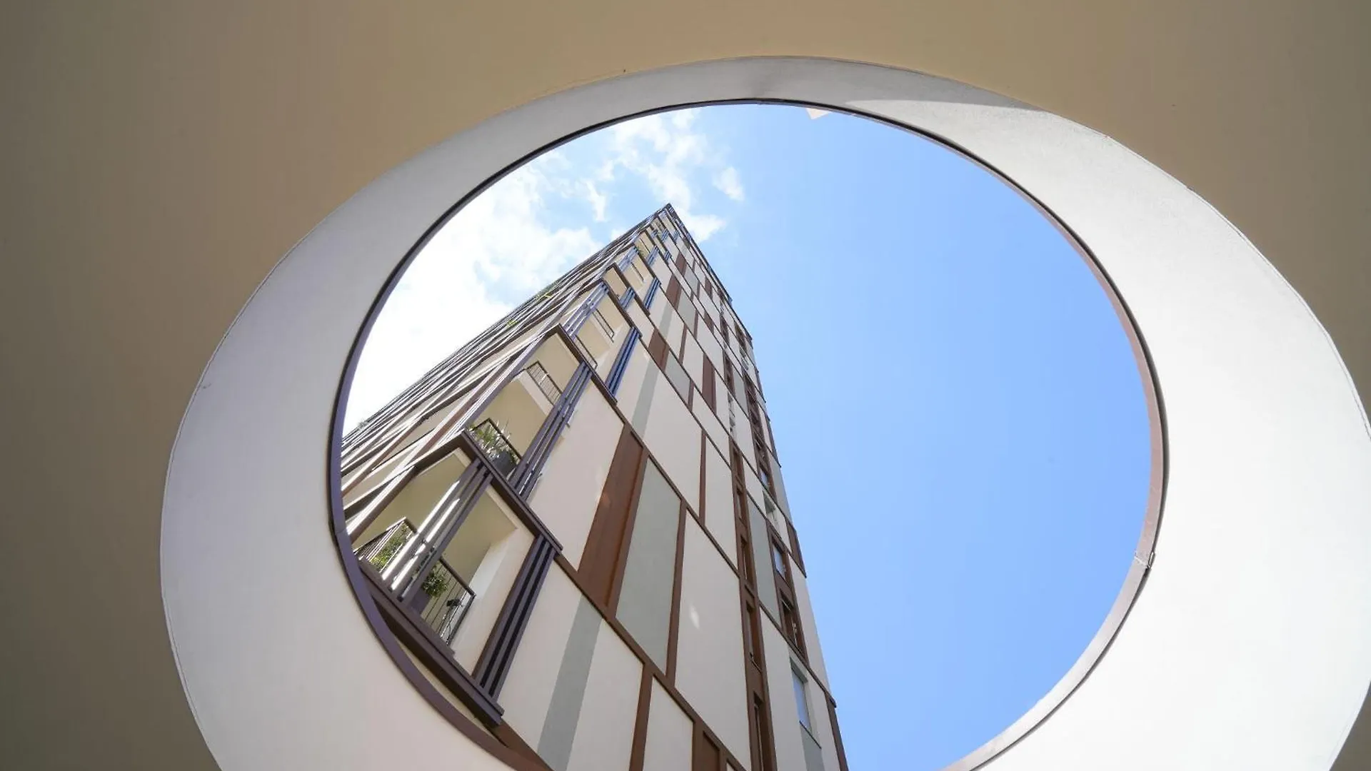 Milan Modern House Apartment